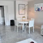 Chez Stf * Sanary-sur-Mer